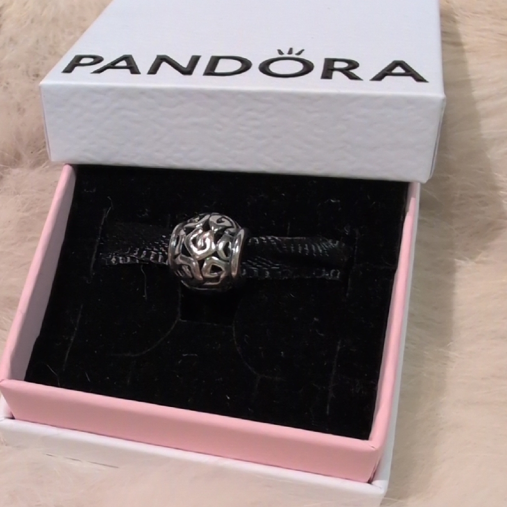 Pandora Intricate Silver Charm